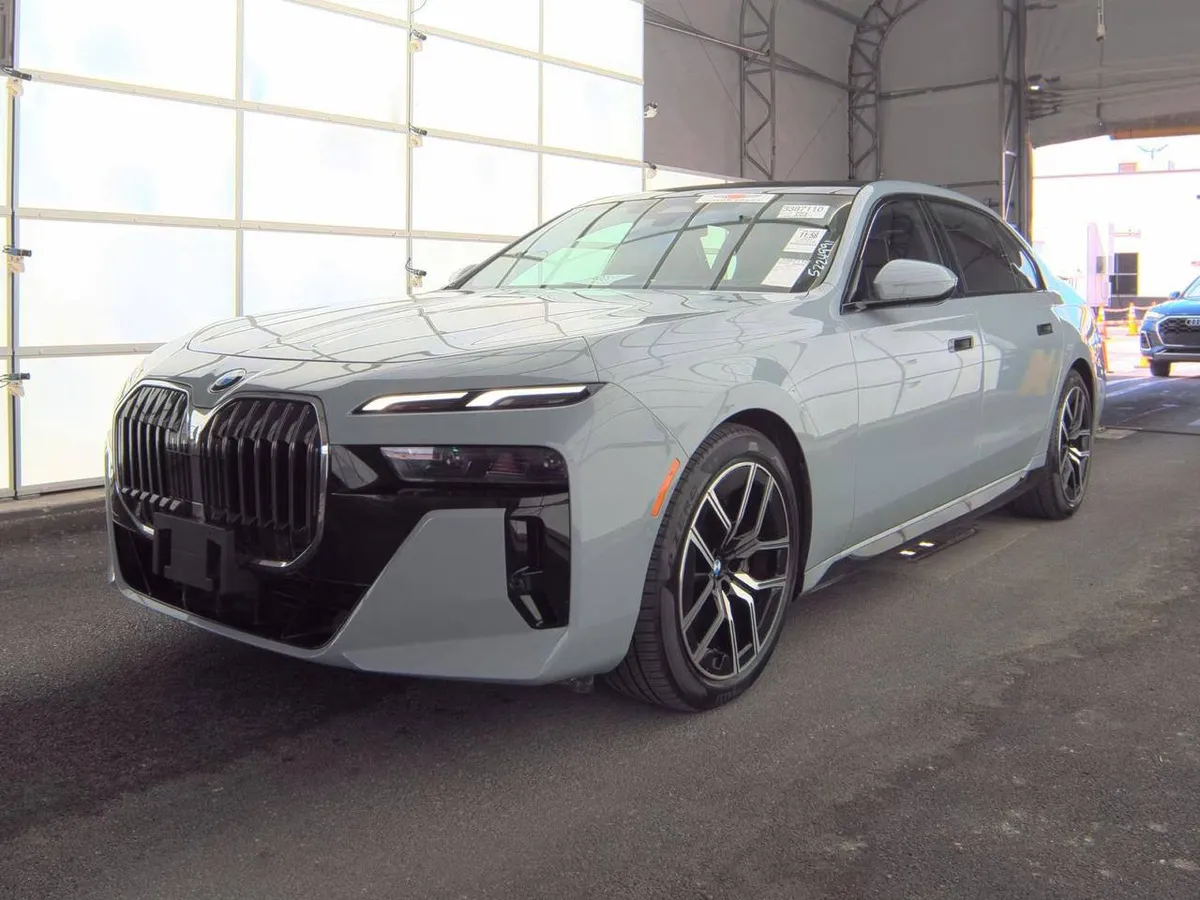 BMW 7 SERIES 740I 2024
