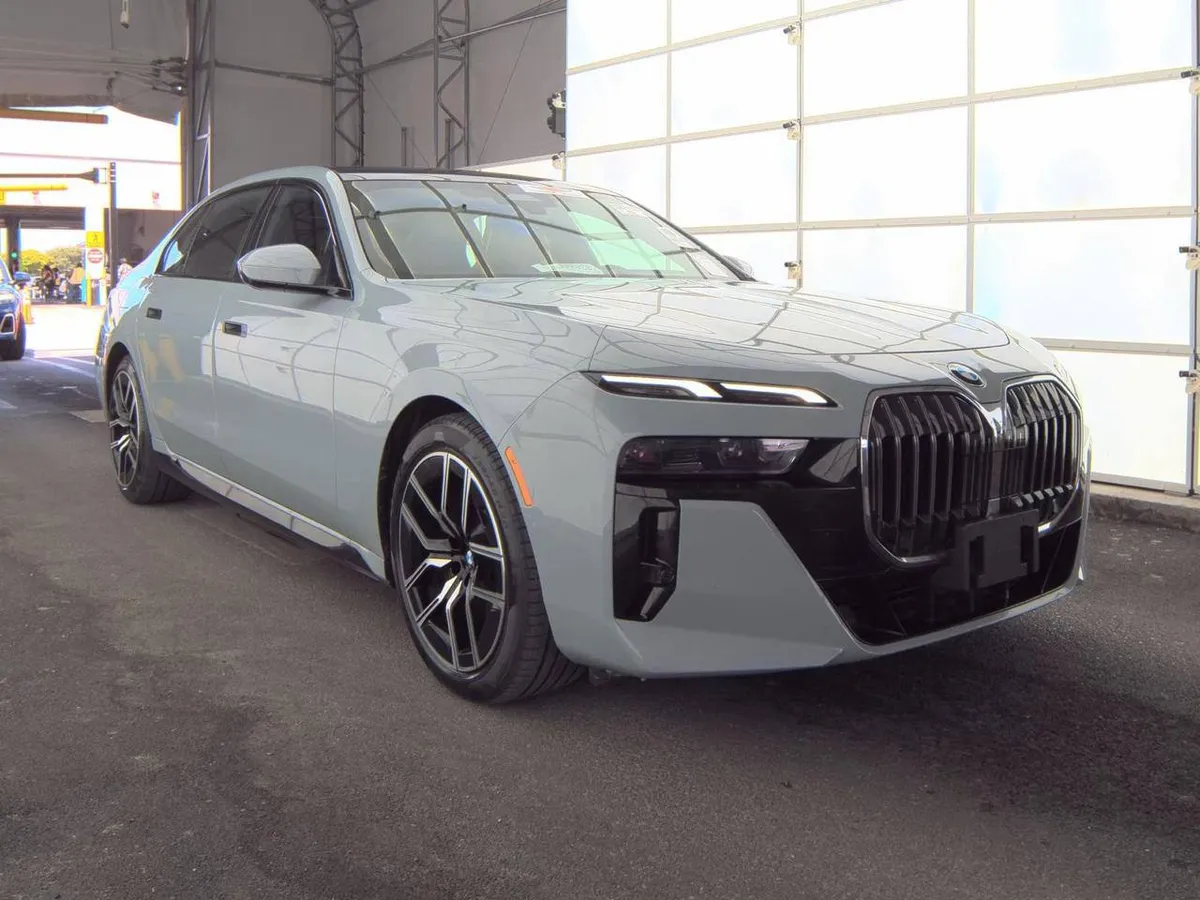 BMW 7 SERIES 740I 2024