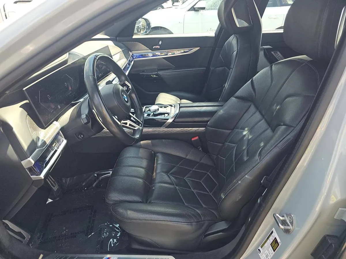 BMW 7 SERIES 740I 2024