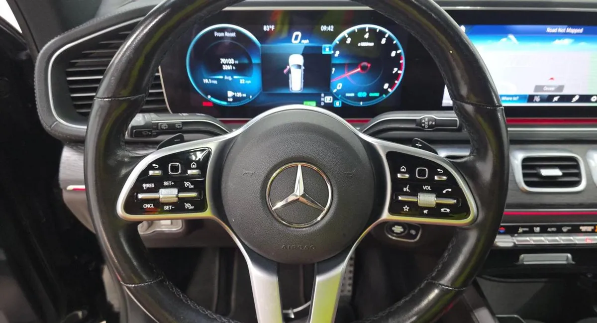 MERCEDES-BENZ GLS AMG LINE (СПОРТИВНЫЙ ОБВЕС 22 AMG ДИСКИ С ЧЕРНЫМИ АКЦЕНТАМИ СПОРТИВНЫЕ ПЕДАЛИ) NIGHT PACKAGE (ЧЕРНЫЕ 2022