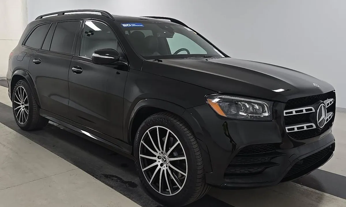 MERCEDES-BENZ GLS AMG LINE (СПОРТИВНЫЙ ОБВЕС 22 AMG ДИСКИ С ЧЕРНЫМИ АКЦЕНТАМИ СПОРТИВНЫЕ ПЕДАЛИ) NIGHT PACKAGE (ЧЕРНЫЕ 2022