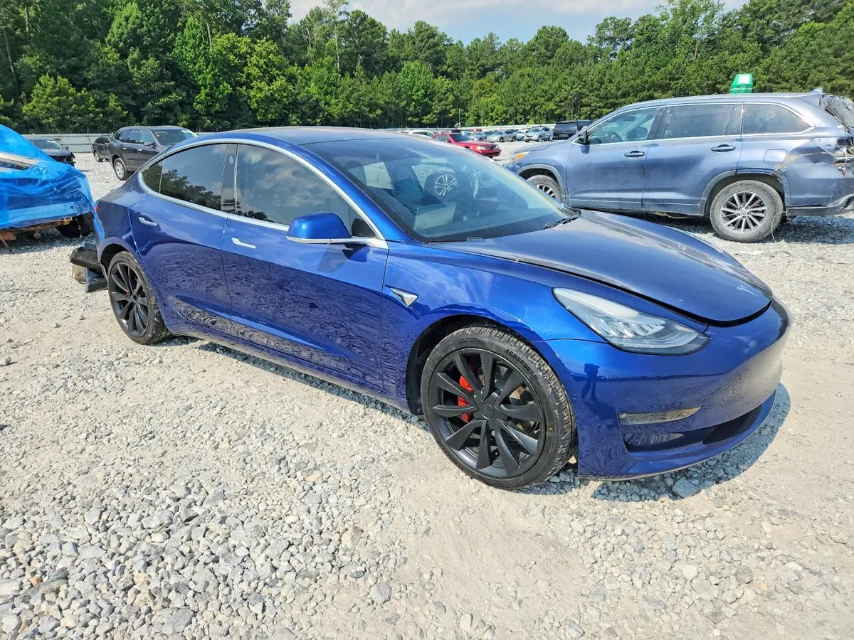 TESLA MODEL 3 2018