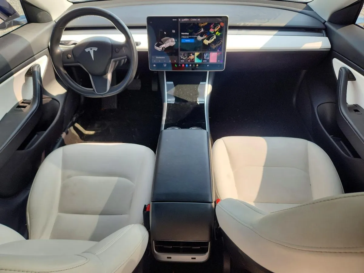 TESLA MODEL 3 2018