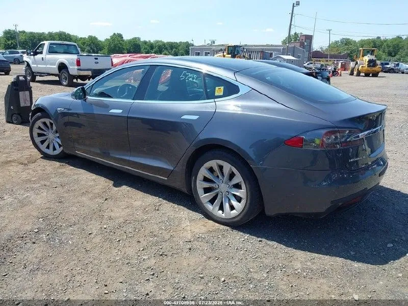 TESLA MODEL S 2016