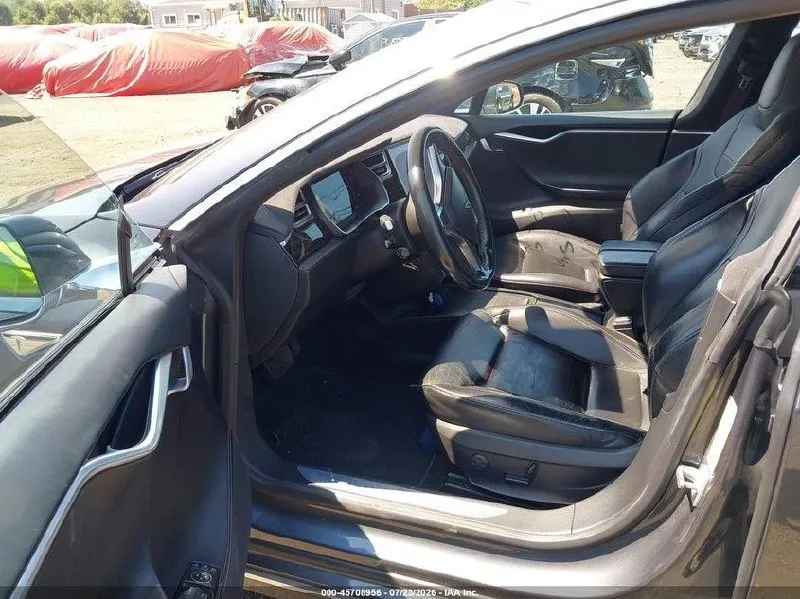 TESLA MODEL S 2016