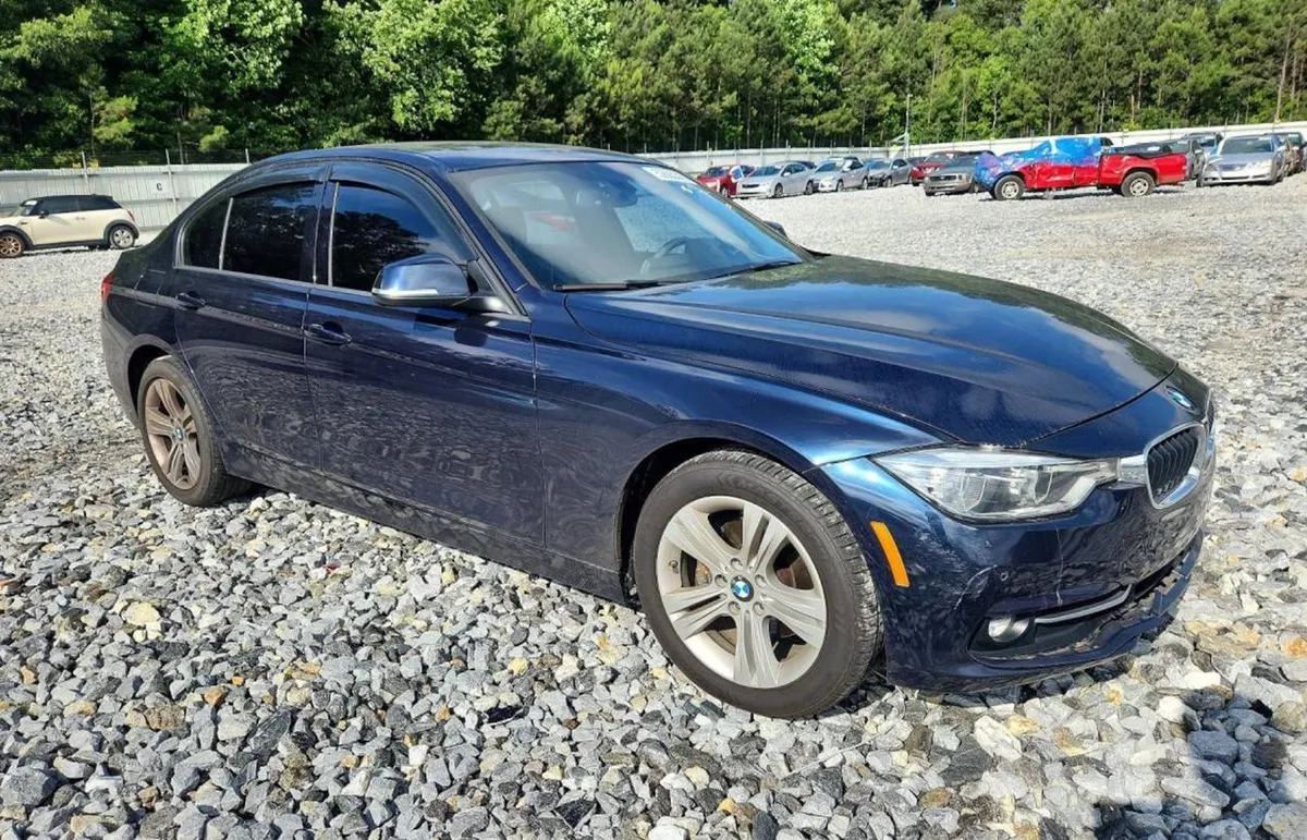BMW 328 2016