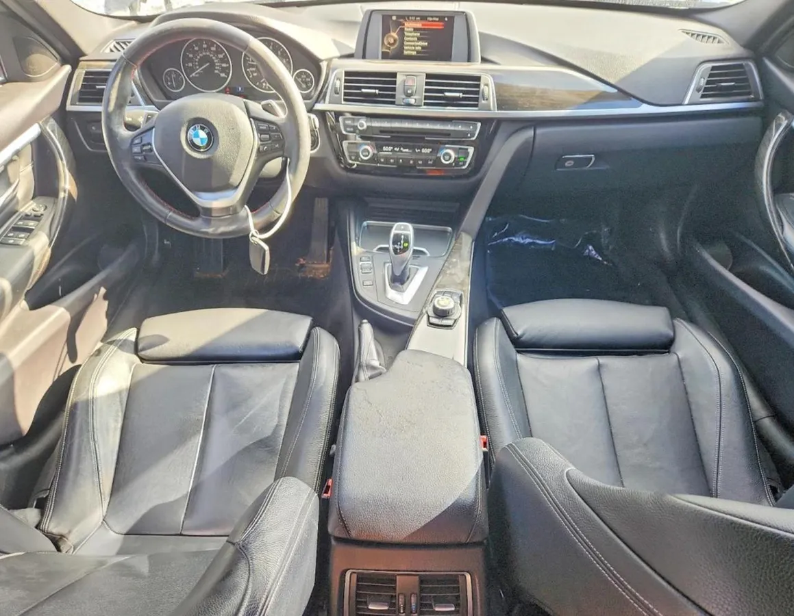 BMW 328 2016