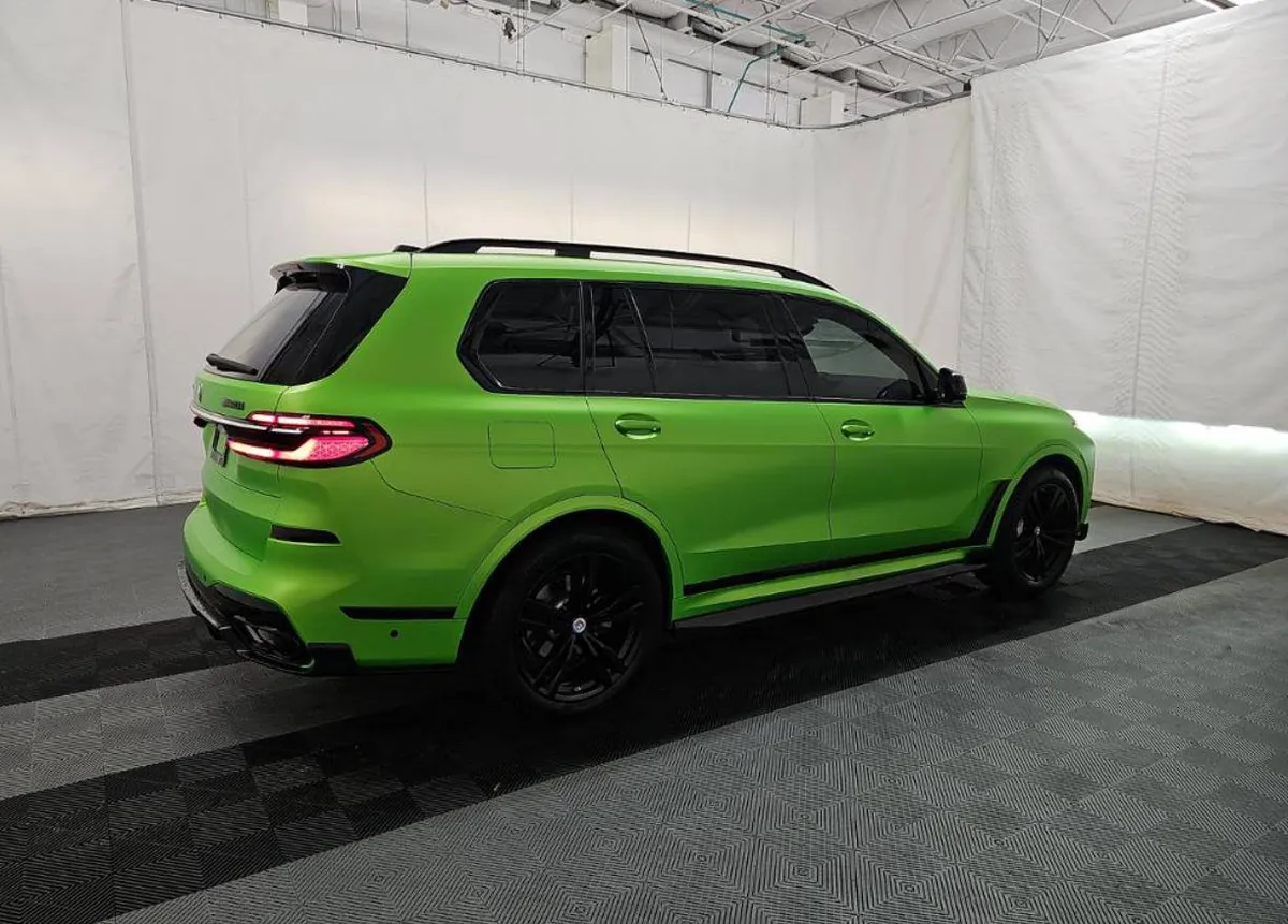 BMW X7 SPORTS ACTIVITY VEHICLE 2023