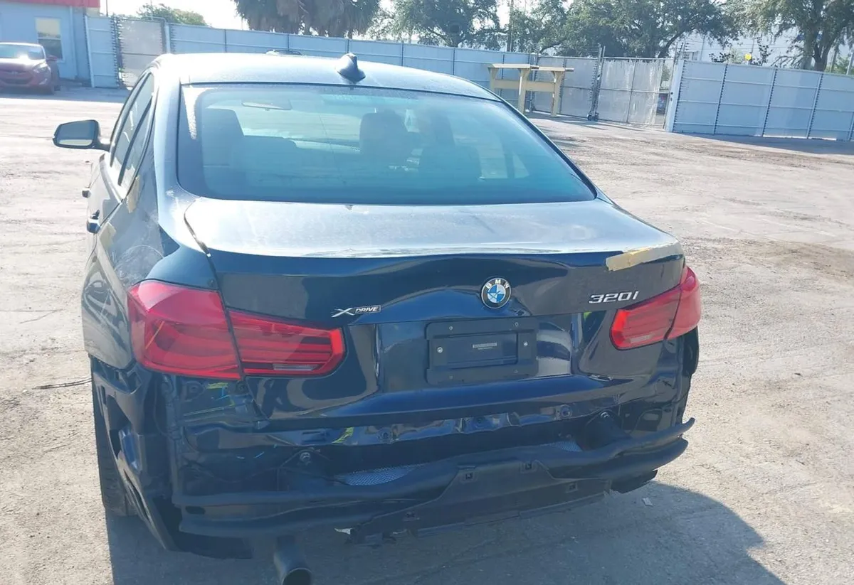 BMW 3 SERIES 2017