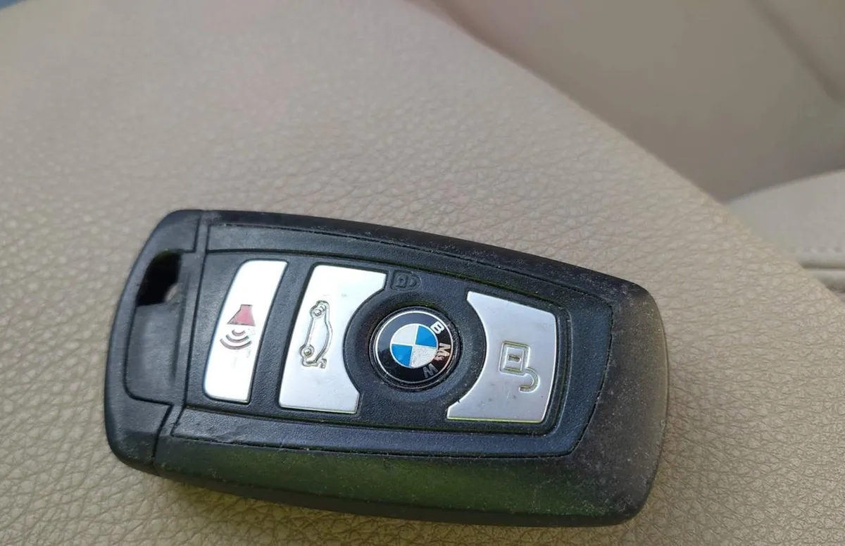 BMW 3 SERIES 2017