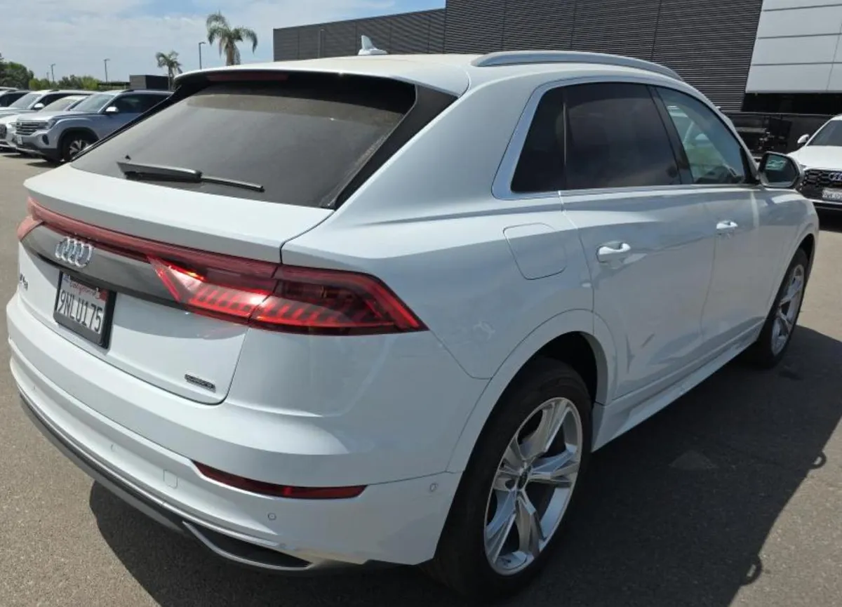 AUDI Q8 PREMIUM 2023