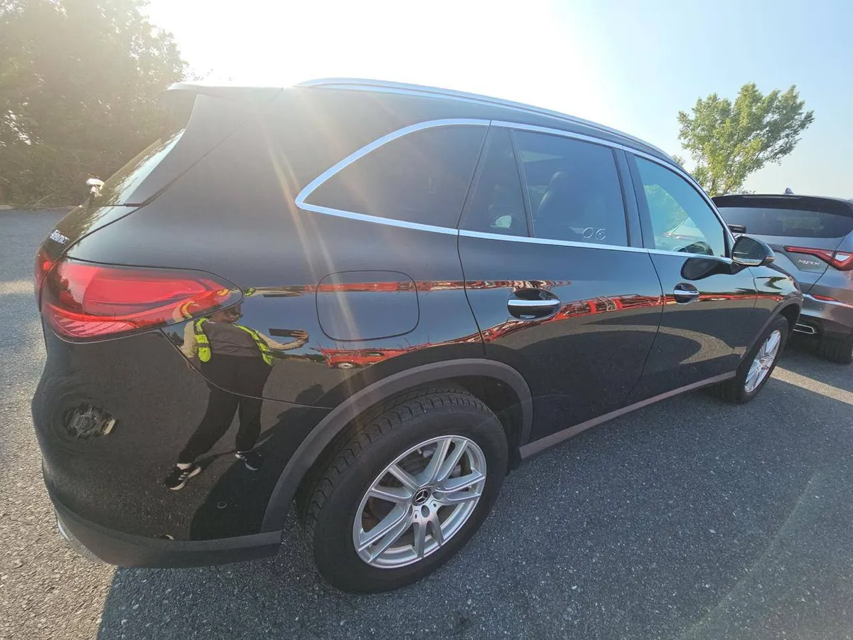 MERCEDES-BENZ GLC 300 4MATIC 2023