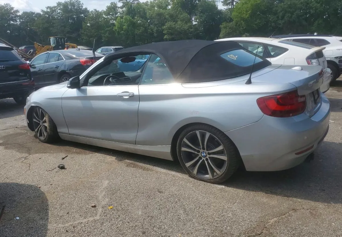 BMW 228 I 2015