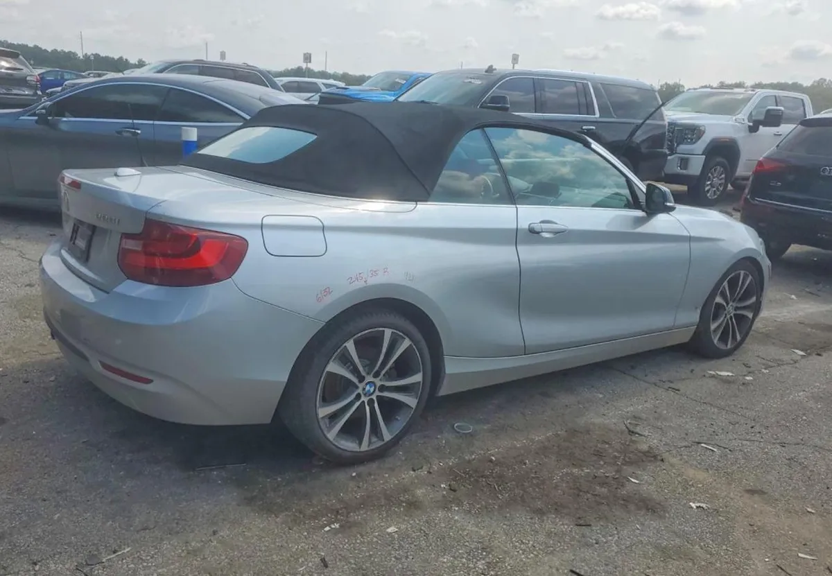 BMW 228 I 2015