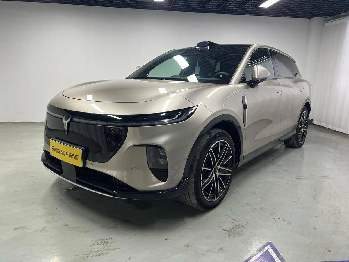 VOLVO ZHIYIN QIANKUN EDITION ТОПОВАЯ 2025