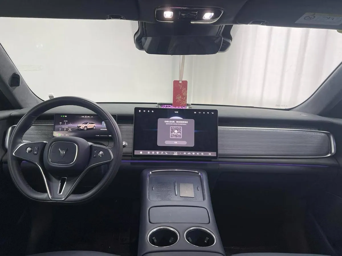 VOLVO ZHIYIN QIANKUN EDITION ТОПОВАЯ 2025