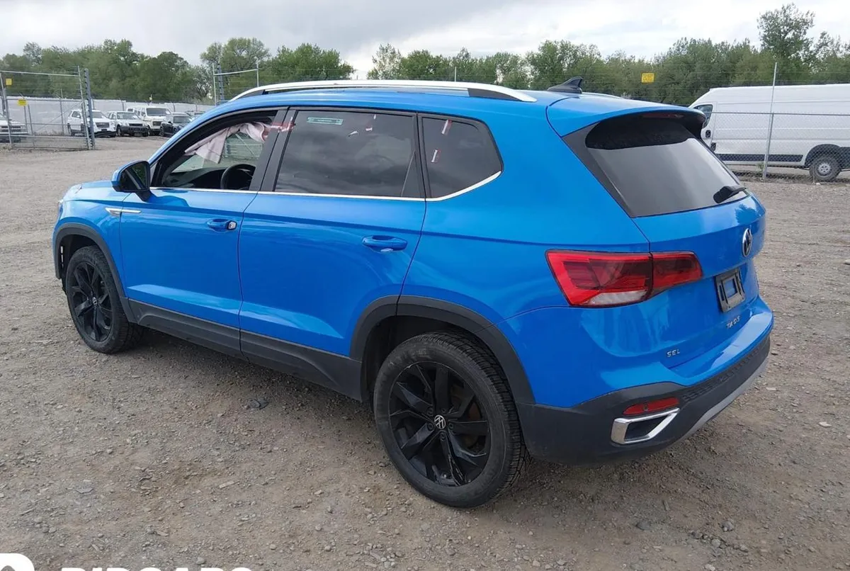 VOLKSWAGEN TAOS SEL 2022