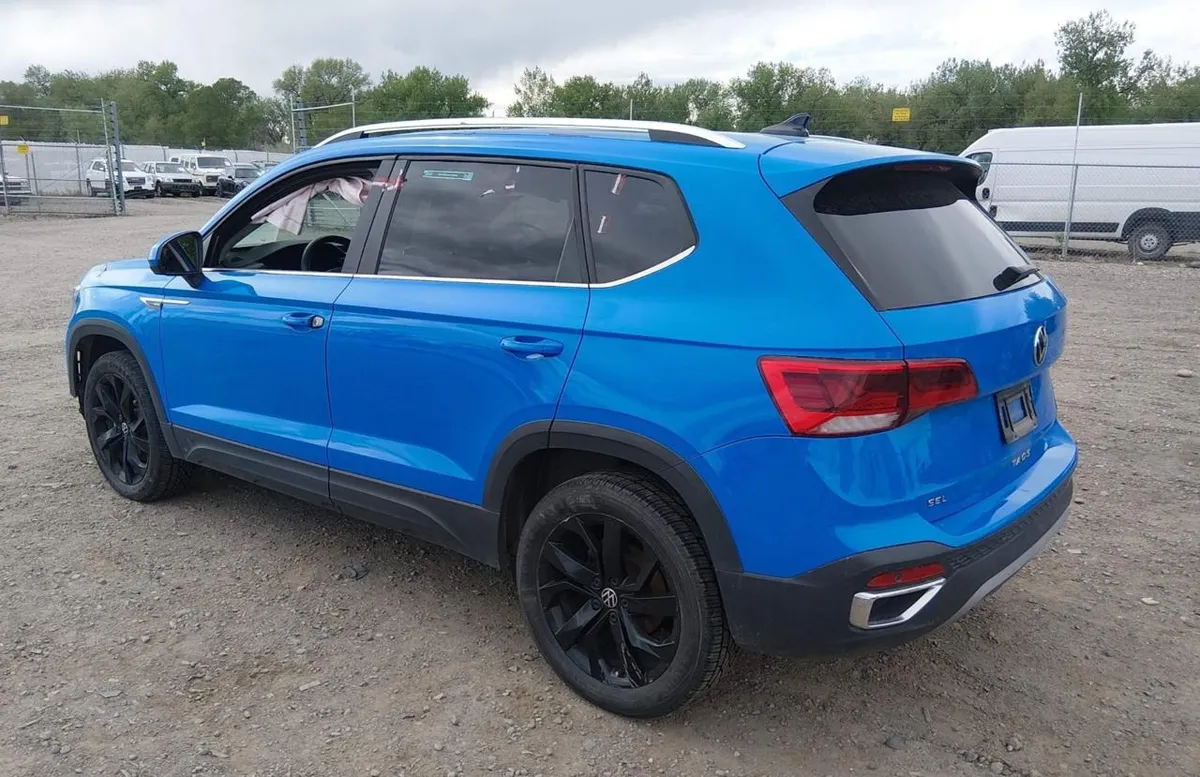 VOLKSWAGEN TAOS SEL 2022