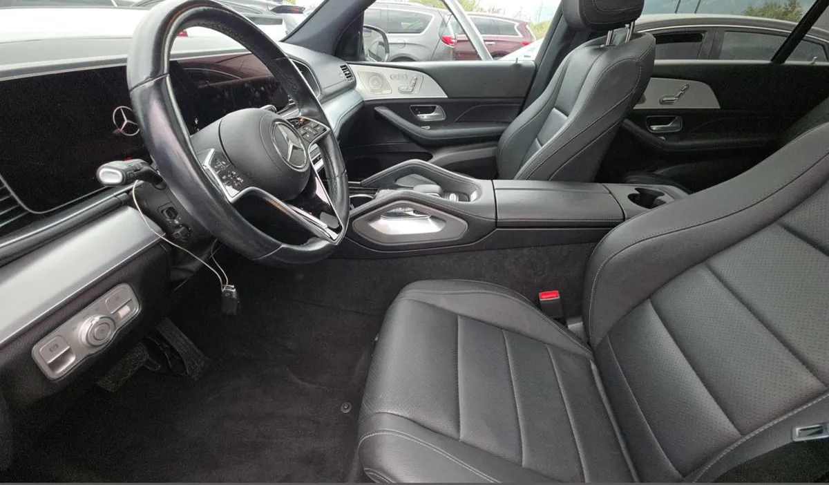 MERCEDES-BENZ GLS 450 2024