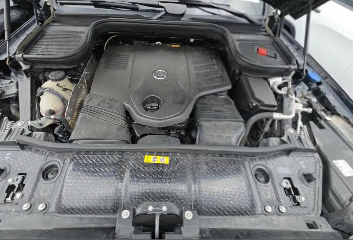 MERCEDES-BENZ GLS 450 2024
