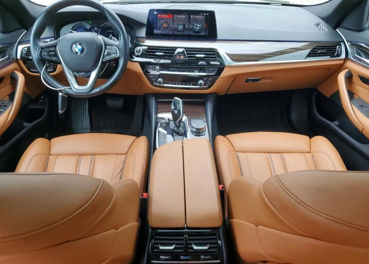 BMW 5 SERIES 2019