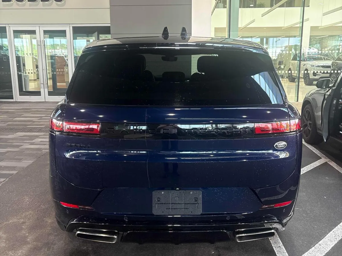 LAND ROVER RANGE ROVER SPORT SE 2023