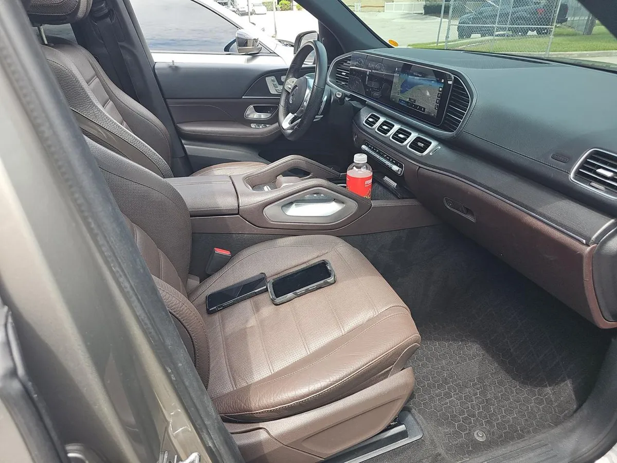 MERCEDES-BENZ GLS AMG LINE (СПОРТИВНЫЙ ОБВЕС 22 AMG ДИСКИ СПОРТИВНЫЕ ПЕДАЛИ ПЕРФОРИРОВАННЫЕ ТОРМОЗНЫЕ ДИСКИ) WARMTH & 2023