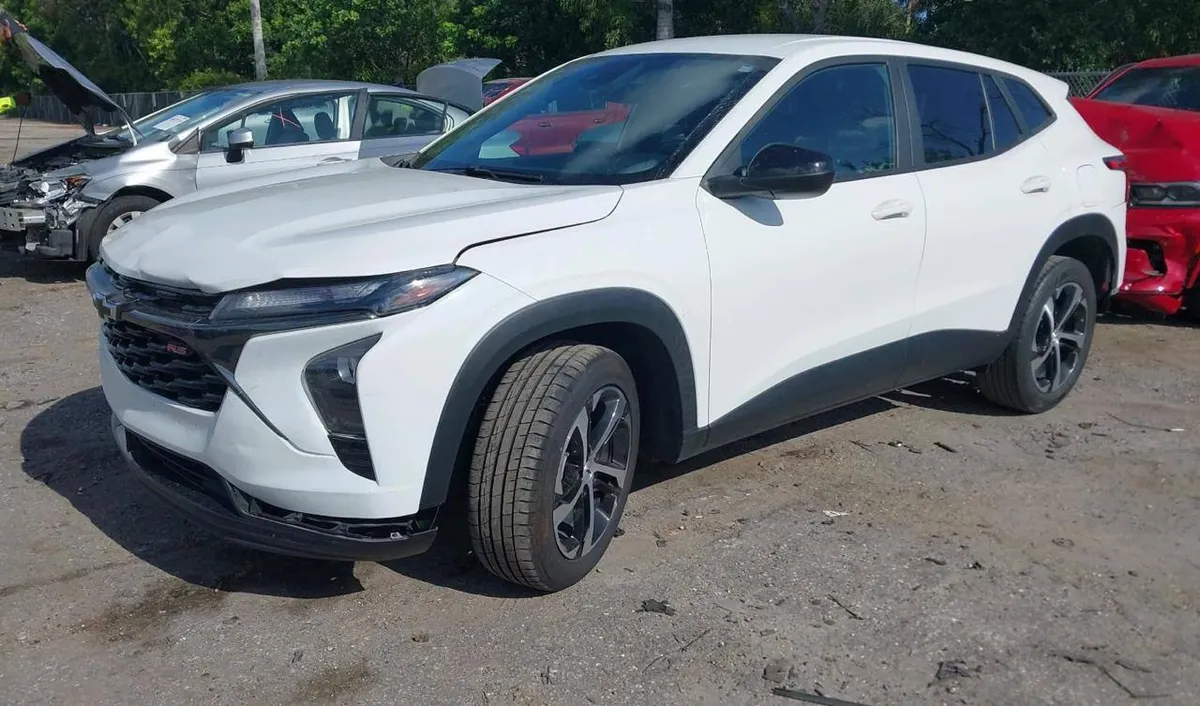 CHEVROLET TRAX 1RS СПОРТИВНЫЙ СТИЛЬ 2024