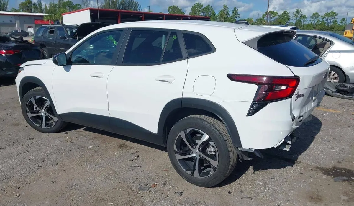 CHEVROLET TRAX 1RS СПОРТИВНЫЙ СТИЛЬ 2024