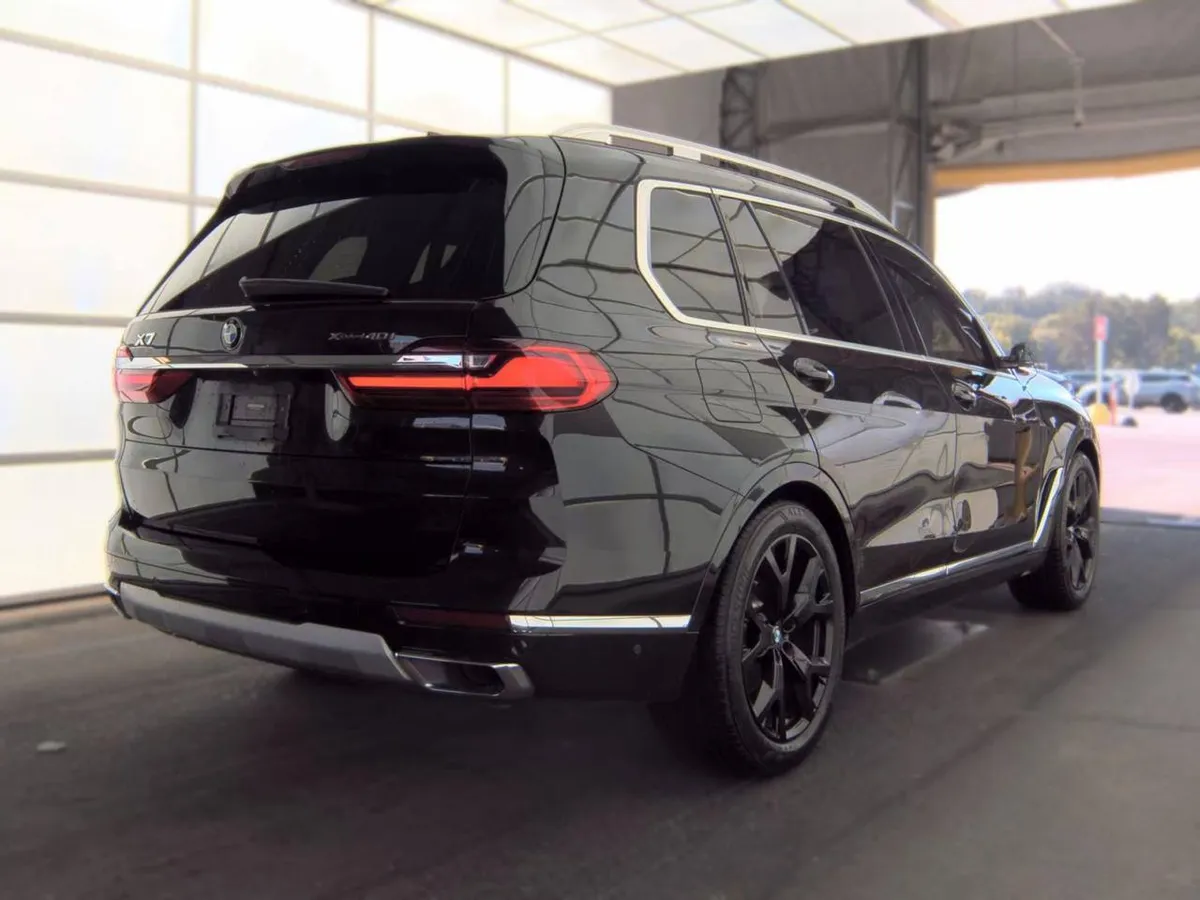 BMW X7 SPORTS ACTIVITY VEHICLE 2022