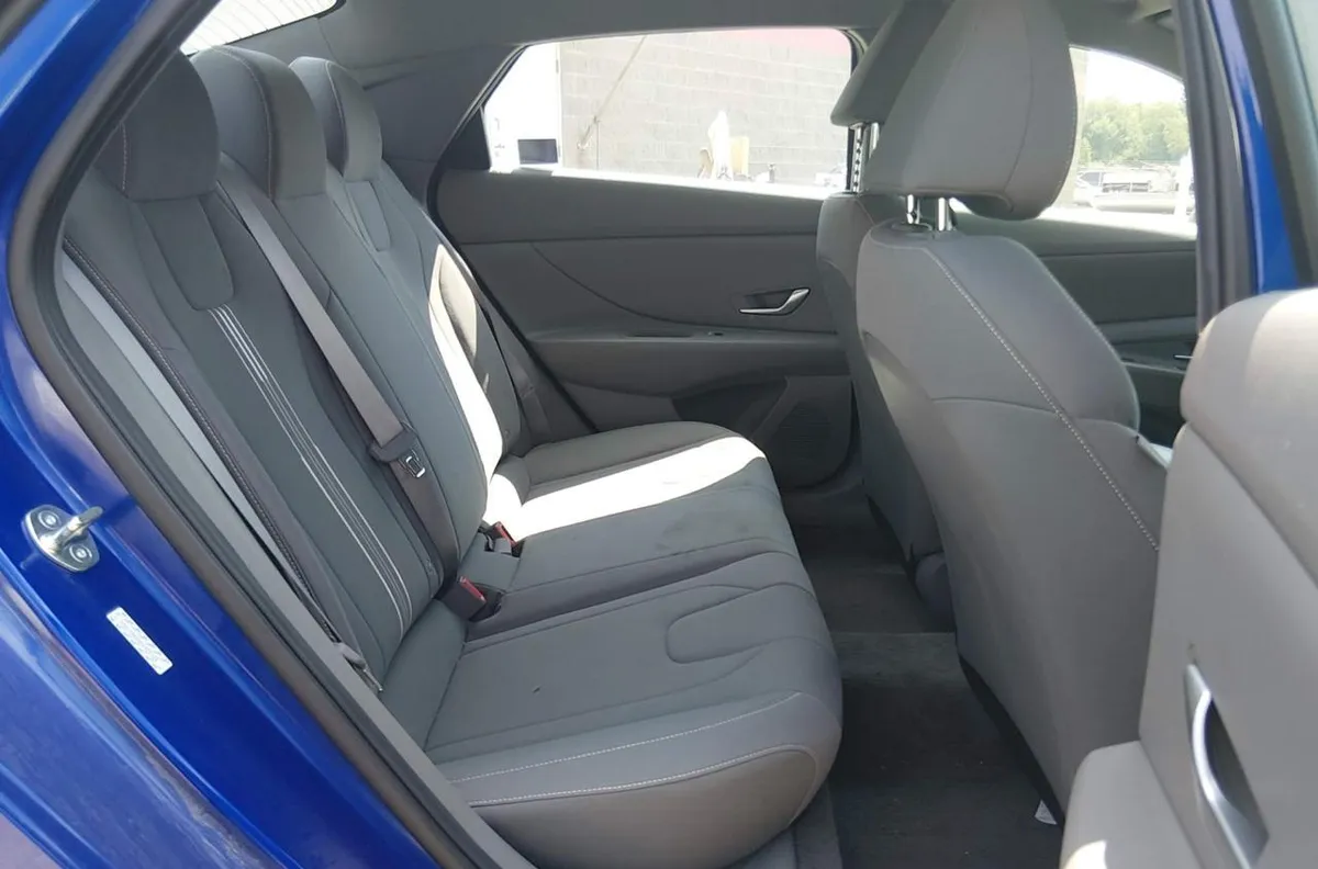 HYUNDAI ELANTRA SEL 2023