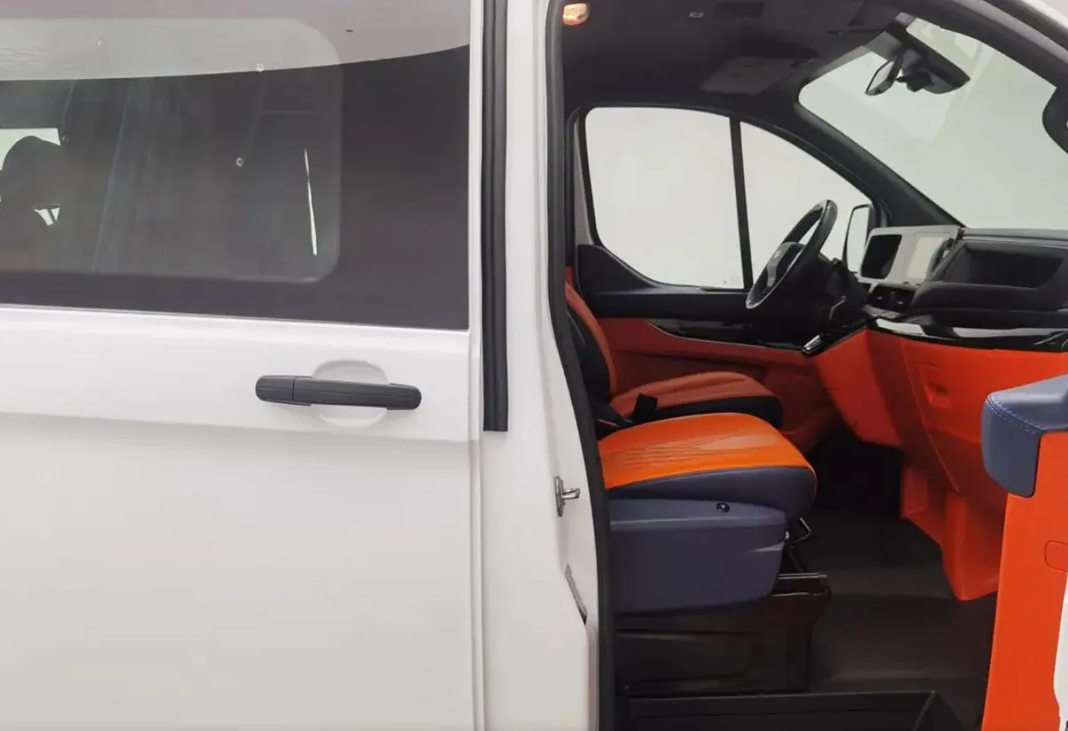 FORD TRANSIT 2023