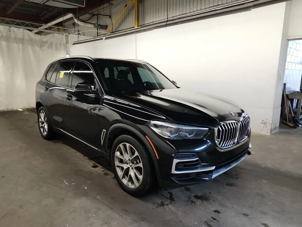 BMW X5 ОРИЕНТИРОВОЧНАЯ СТОИМОСТЬ C ДОСТАВКОЙ ДО МИНСКА 128 226 BYN (43 000 ) 2023
