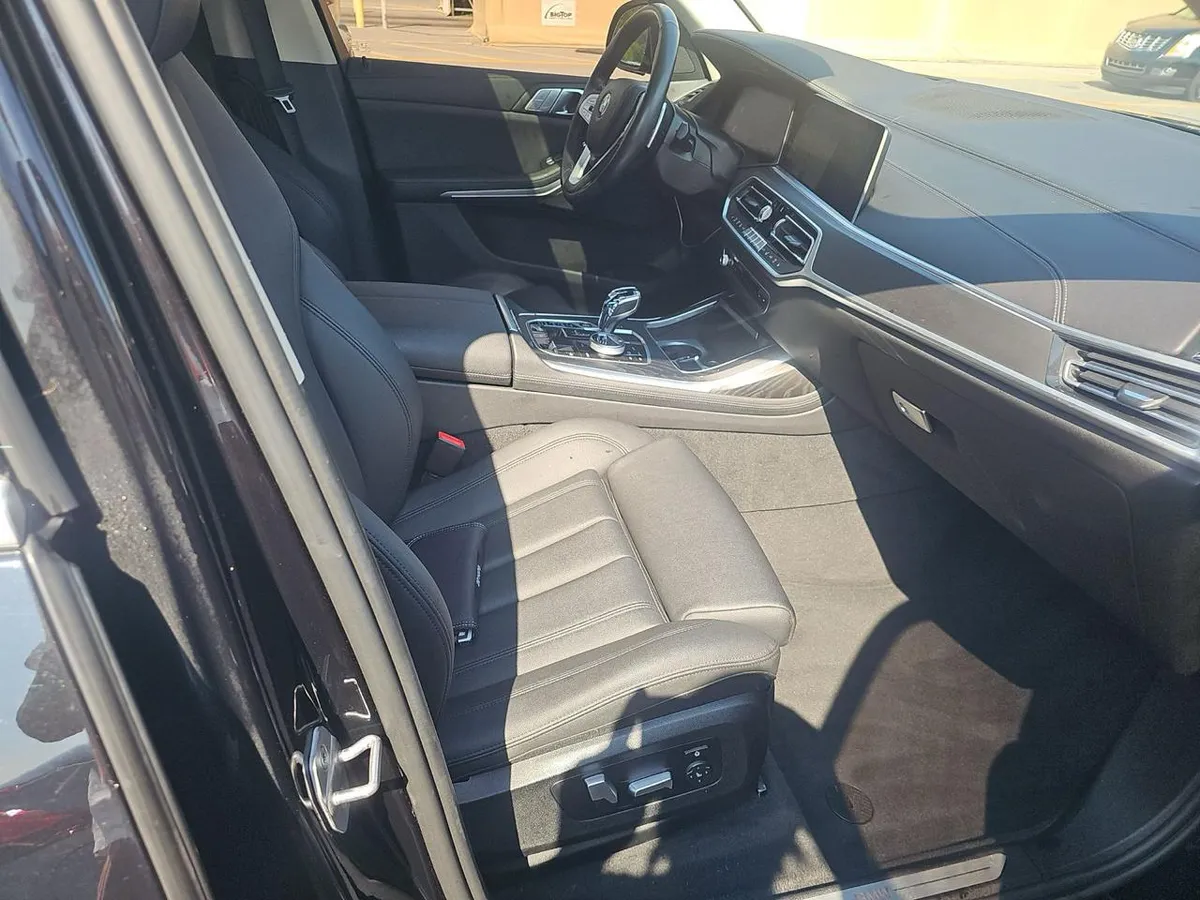 BMW X7 5-ЗОННЫЙ АВТОМАТИЧЕСКИЙ КЛИМАТ-КОНТРОЛЬ 2022