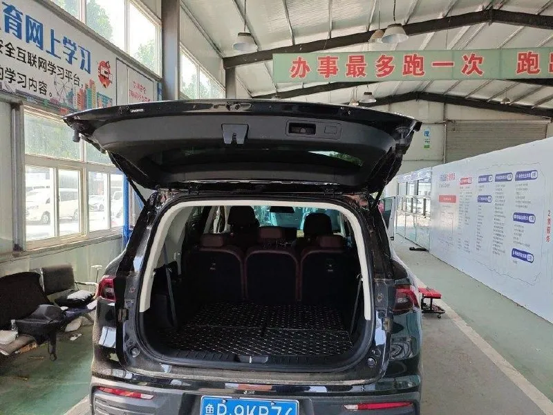 GEELY HAOYUE 2022