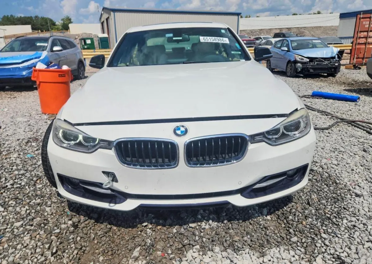BMW 328 I 2015