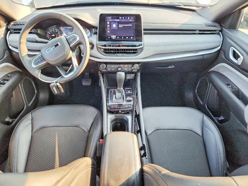 JEEP COMPASS LATITUDE 2025