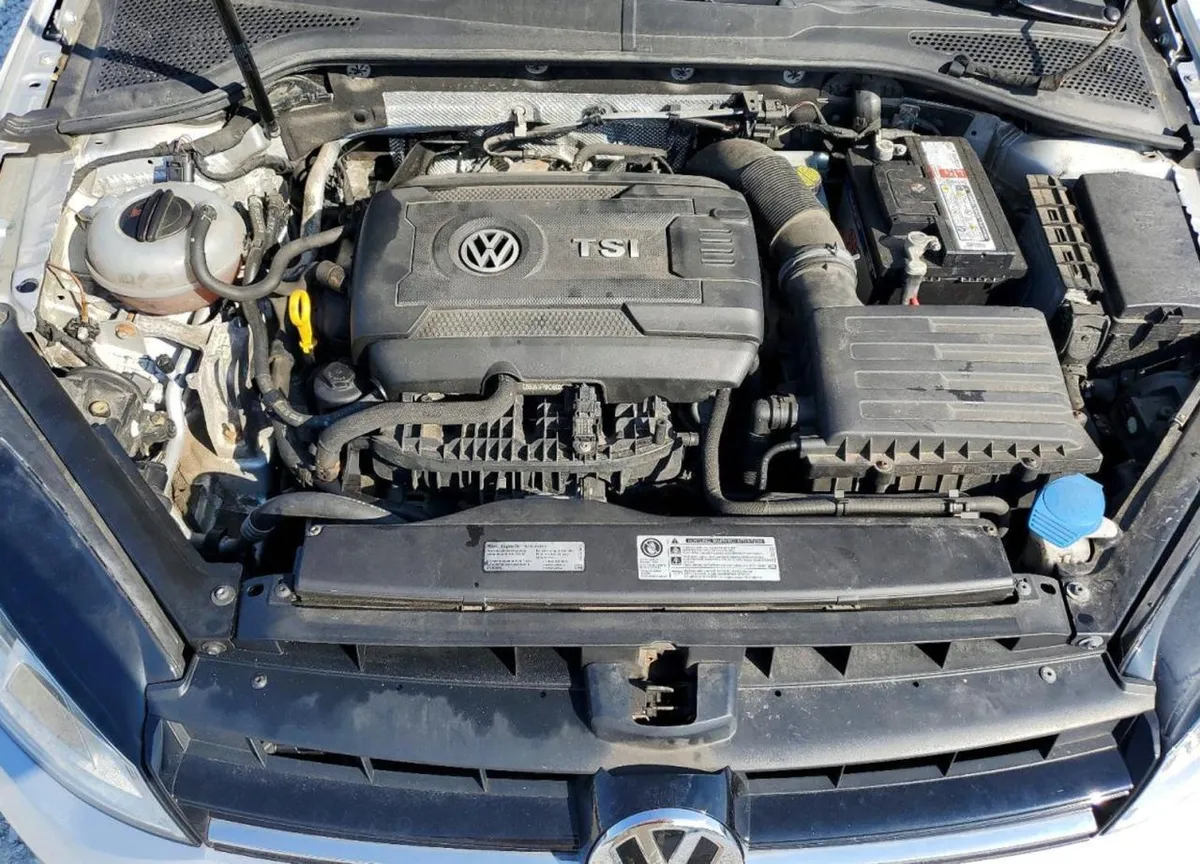 VOLKSWAGEN GOLF S 2016