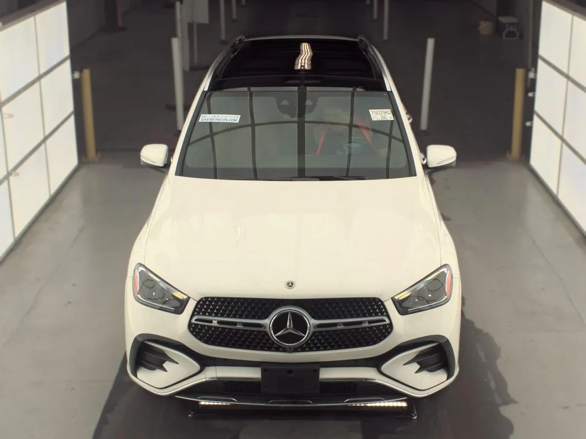 MERCEDES-BENZ GLE AMG LINE (СПОРТИВНЫЙ ОБВЕС ПЕРФОРИРОВАННЫЕ ТОРМОЗНЫЕ ДИСКИ 21 AMG MULTISPOKE ДИСКИ) DRIVER ASSISTANC 2024