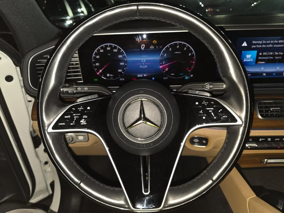 MERCEDES-BENZ GLE AMG LINE (СПОРТИВНЫЙ ОБВЕС ПЕРФОРИРОВАННЫЕ ТОРМОЗНЫЕ ДИСКИ 21 AMG MULTISPOKE ДИСКИ) DRIVER ASSISTANC 2024