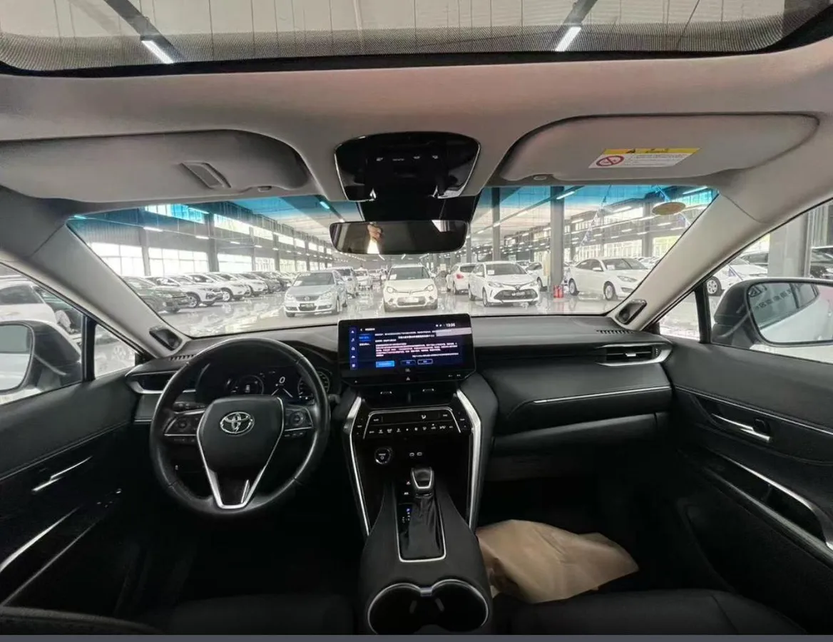 TOYOTA VENZA HYBRID 2 2023
