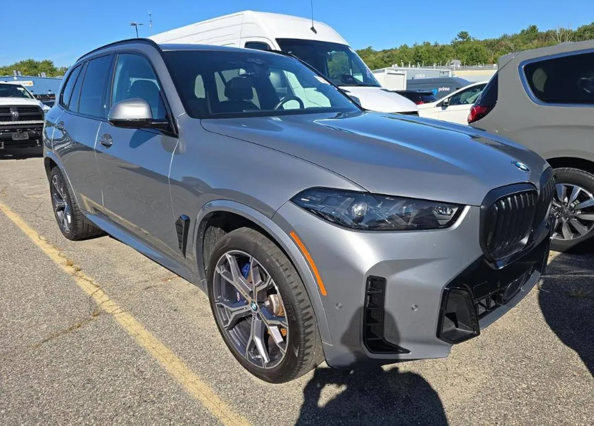 BMW X5 SPORTS ACTIVITY VEHICLE 2024