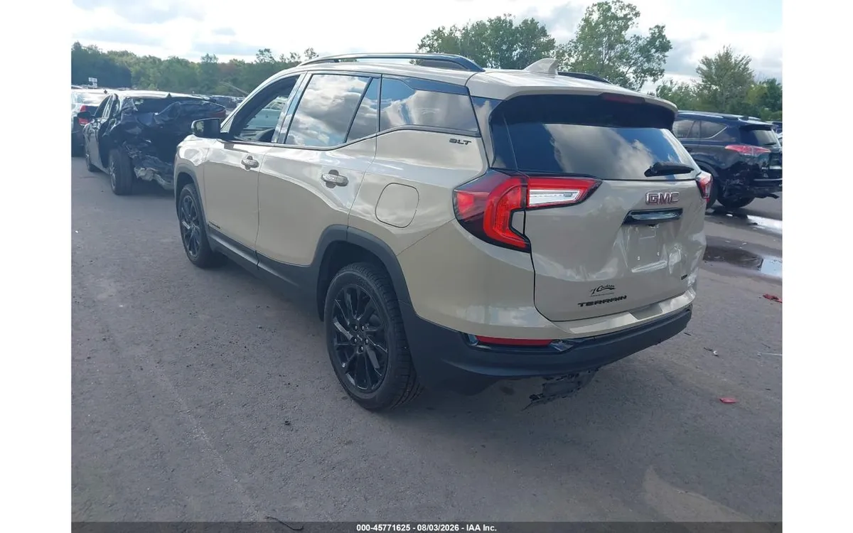 GMC TERRAIN SLT 2023