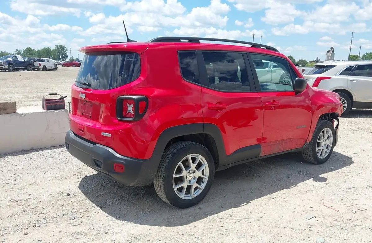JEEP RENEGADE LATITUDE 4X4 2022