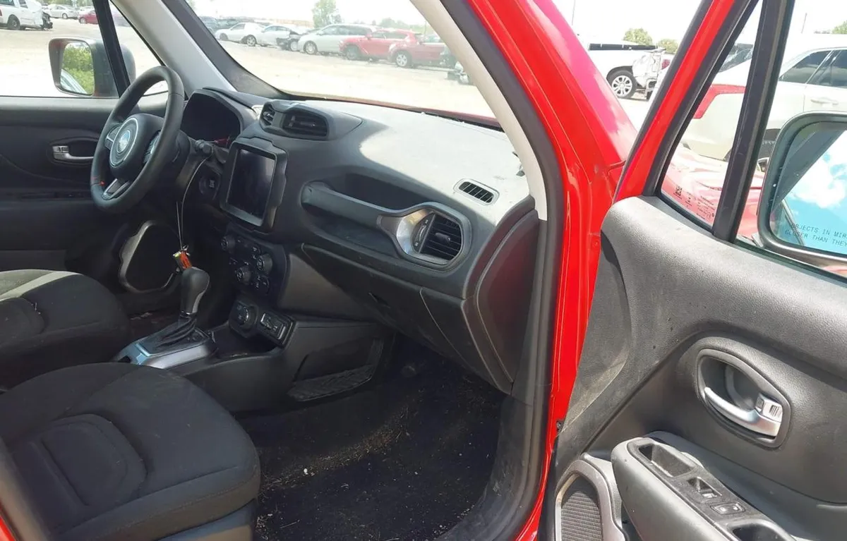 JEEP RENEGADE LATITUDE 4X4 2022