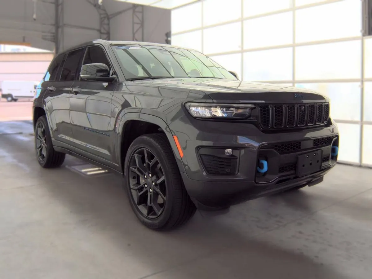 JEEP GRAND CHEROKEE 4XE ANNIVERSARY 2024