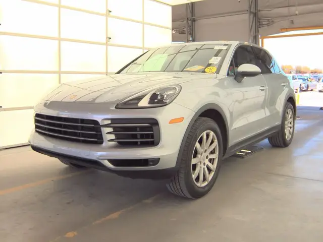 PORSCHE CAYENNE 2022