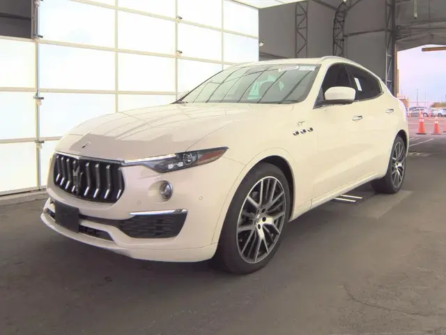 MASERATI LEVANTE 2022