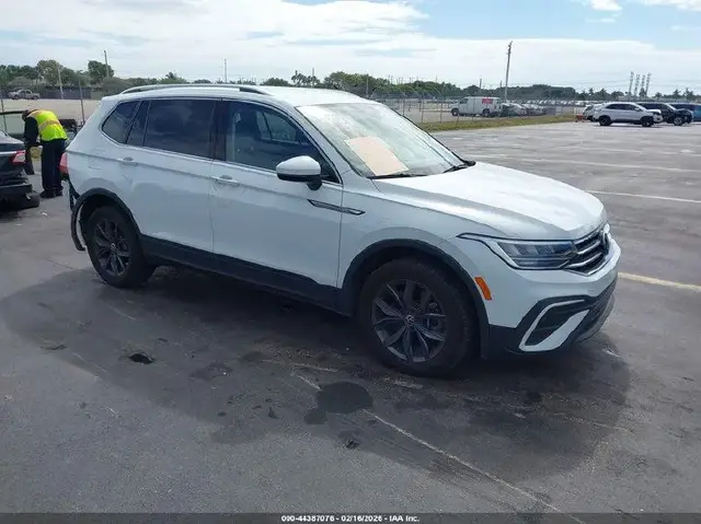 VOLKSWAGEN TIGUAN 2022