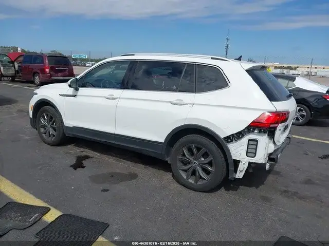 VOLKSWAGEN TIGUAN 2022